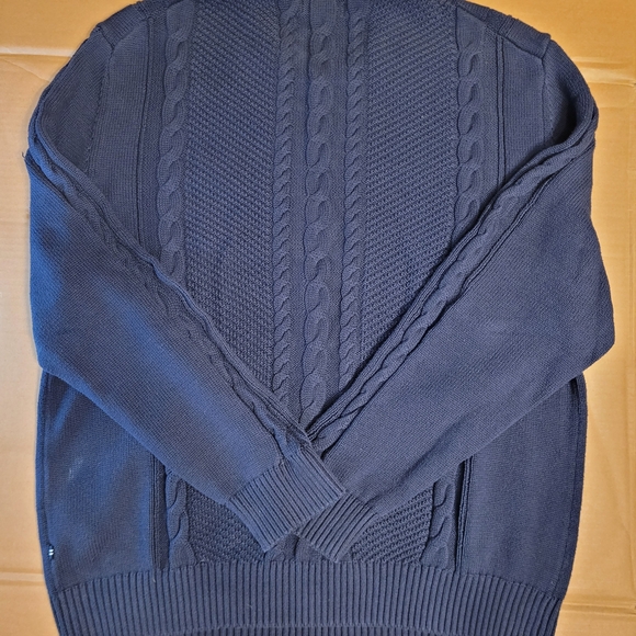 Mens Gift, Warm and Cozy Nautica Men's Navy Sweater Sz. XL - Picture 2 of 8